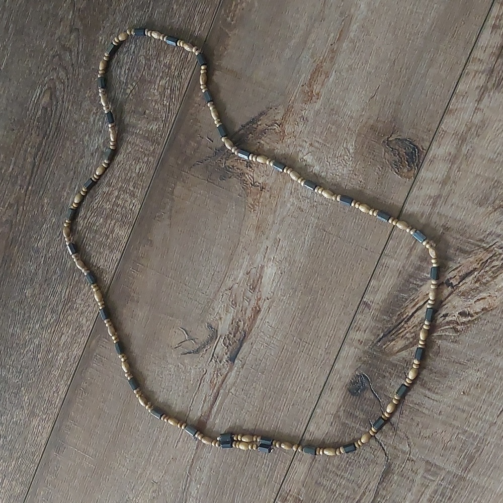 Magnetic bracelet/necklace